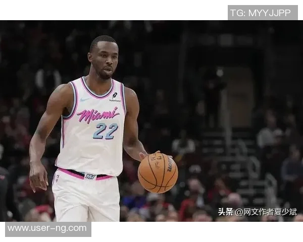 维金斯上半场表现抢眼10投7中三分球4投3中贡献17分4篮板助力球队奋战